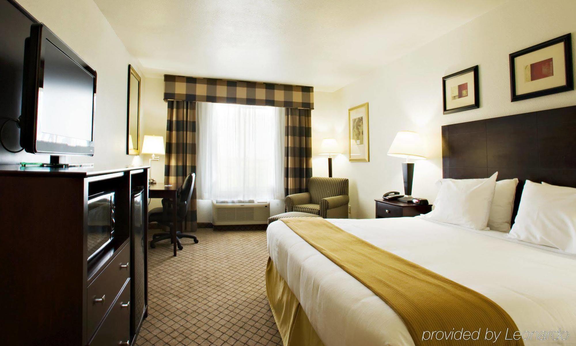Holiday Inn Express Childress By Ihg מראה חיצוני תמונה